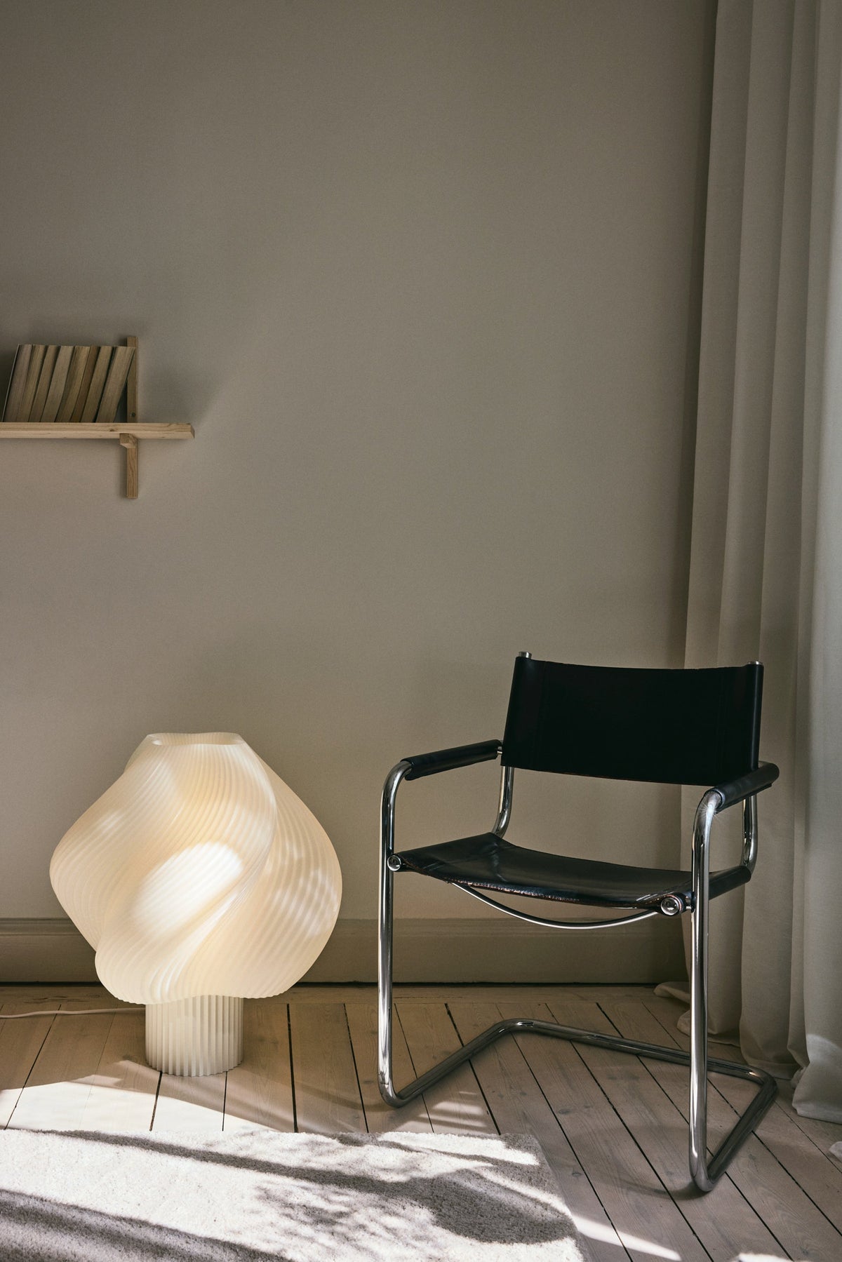 Soft Serve Lamp Mega