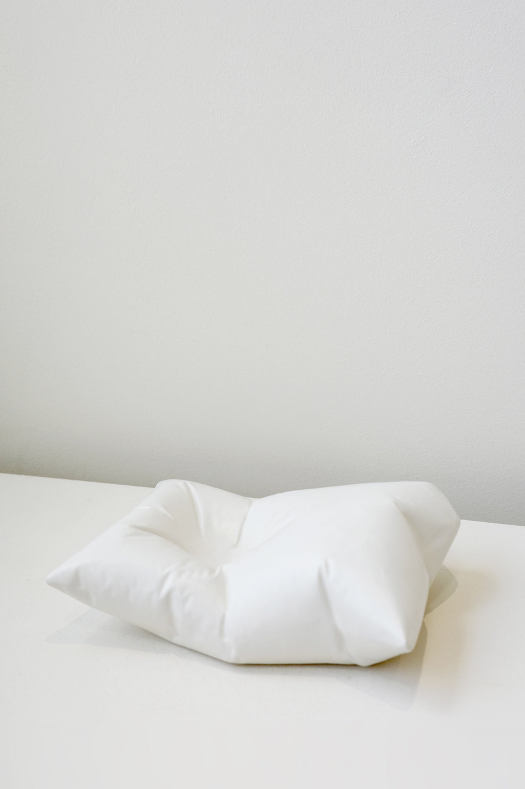 B91 - Ceramic Cushion in Matte White