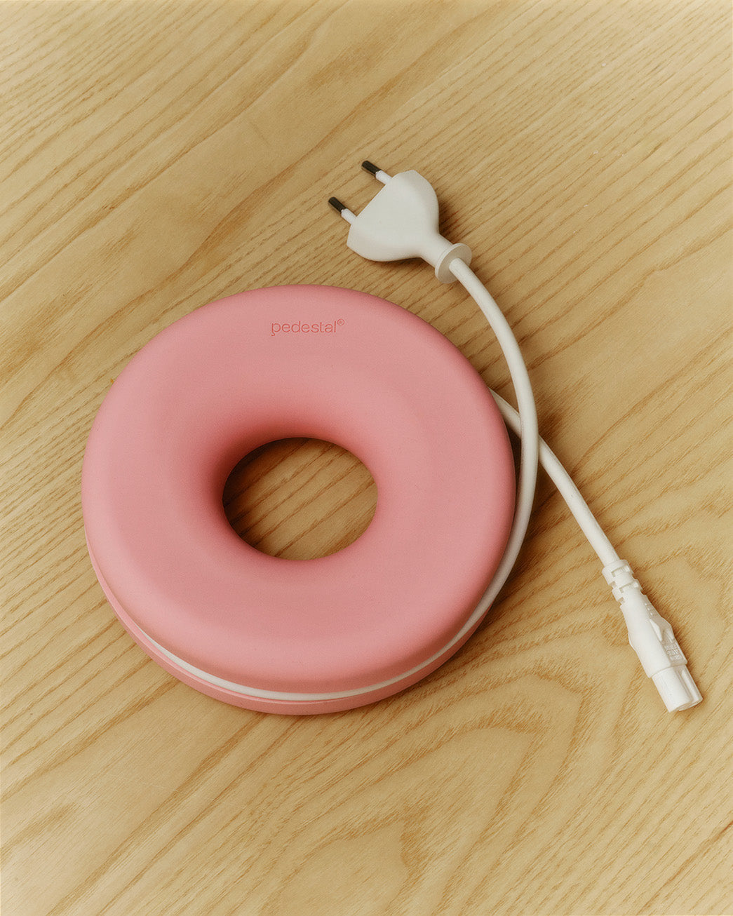 Pedestal Cable Bagel Cable Managers 015 Bubble Gum