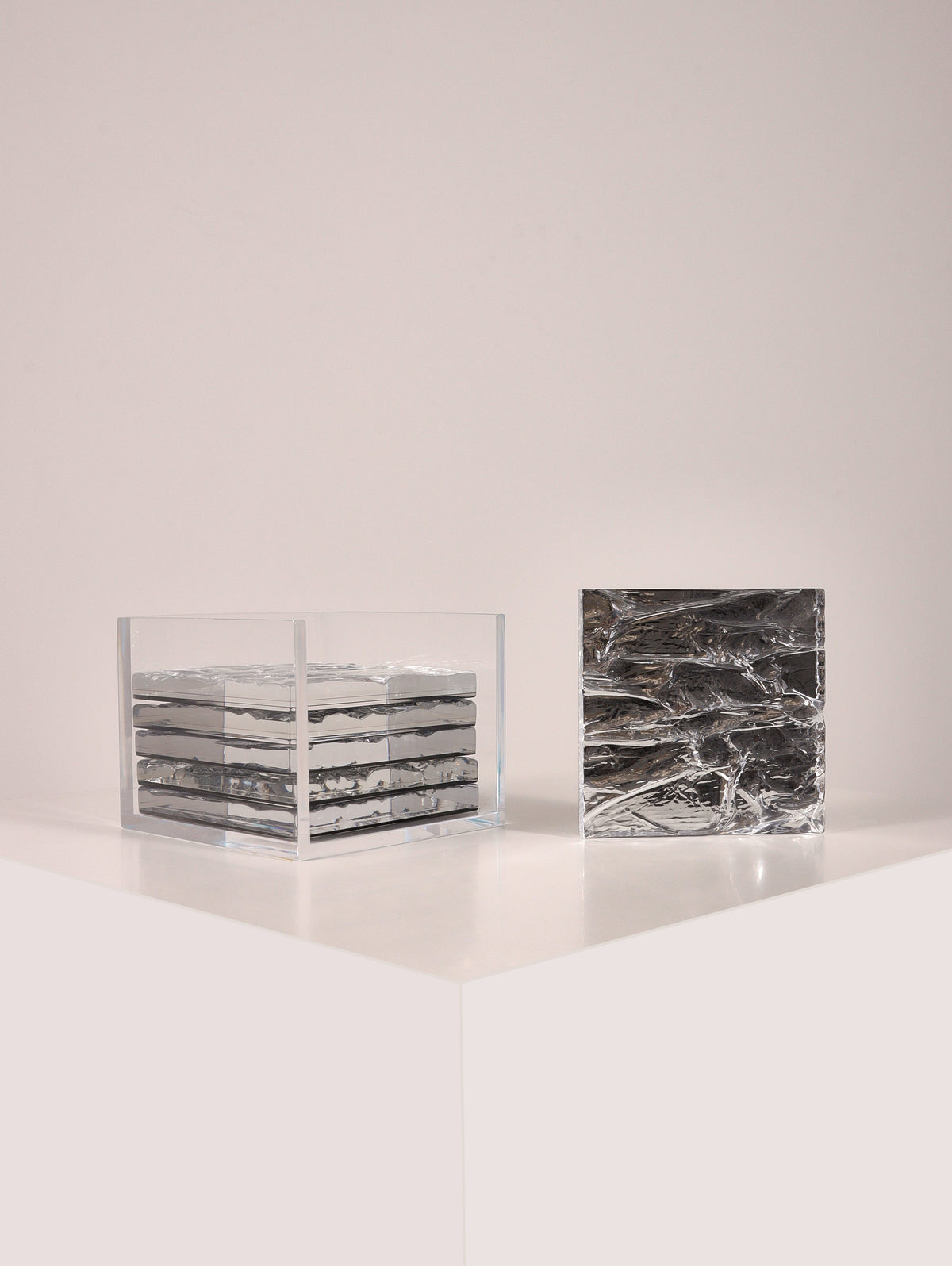 The CRUSHED ICE coasters in silver