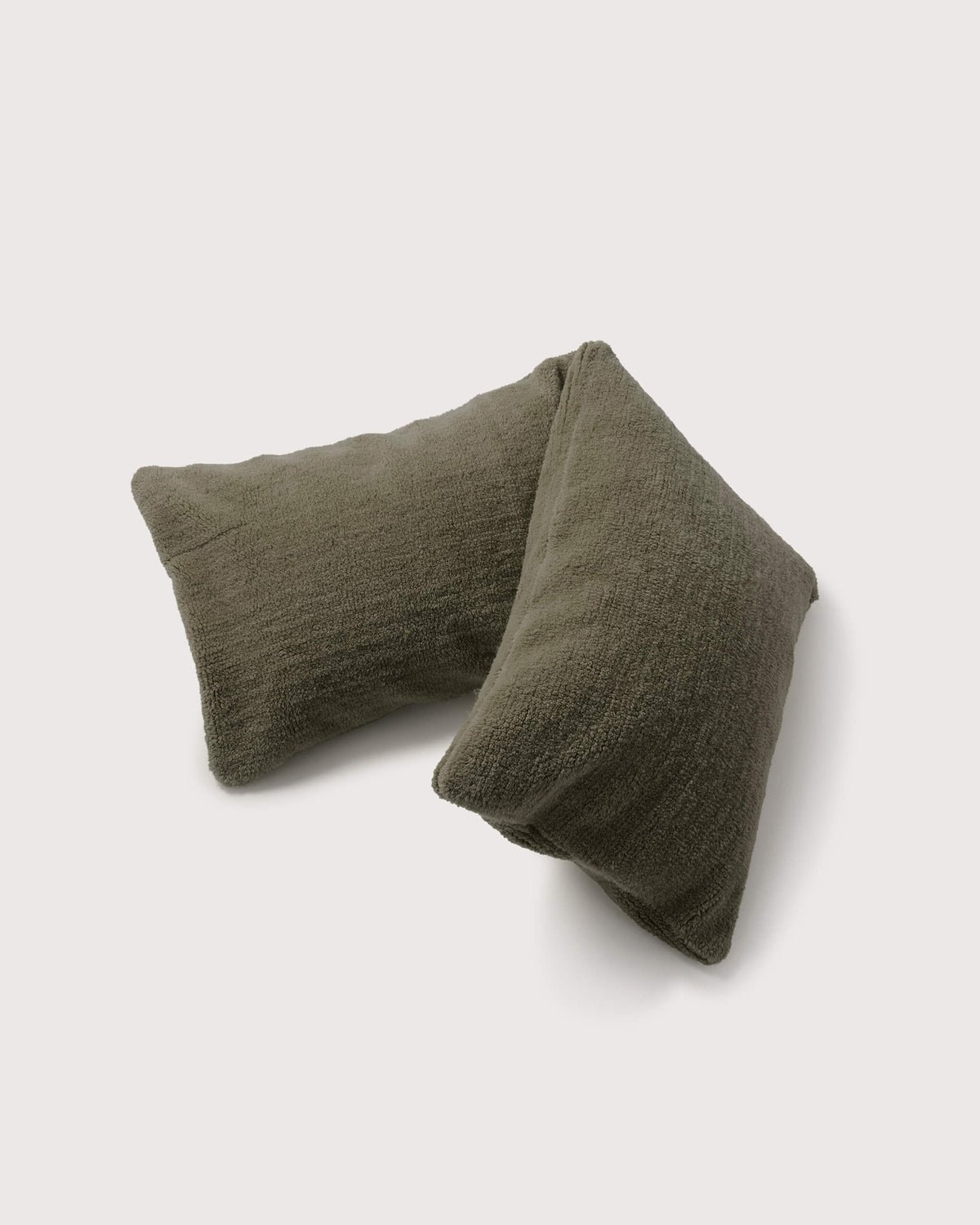 bedMATE Kussenhoes Furry Dark Olive - SUITE702