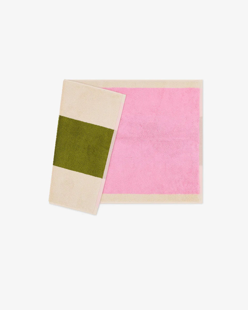Pink olive-colored bath mat from Suite 702, 50x80 inches, soft and plush fabric for bathroom comfort and style.