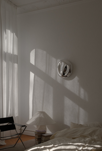 No. 153 | CONTEMPORARY MIRROR SCULPTURE | SILVER | L Ø 28x35cm